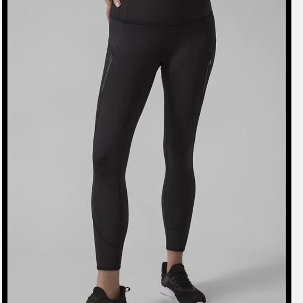 Athleta Black Leggings with Elastic Waistband and Ankle Length